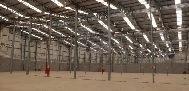 Galpão/Depósito/Armazém para alugar, 1650m² no Distrito Industrial Simão da Cunha, Sabará