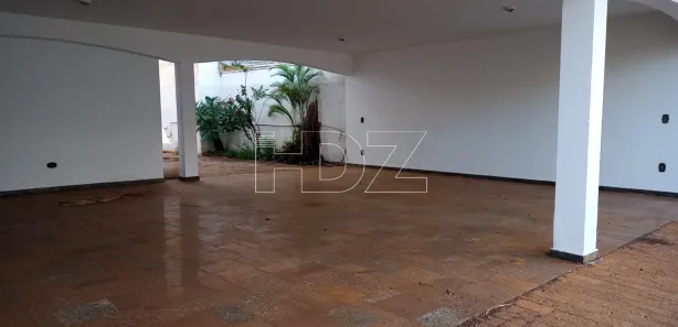 Sala Comercial com 4 Quartos para venda ou aluguel, 462m² no Centro, Araraquara
