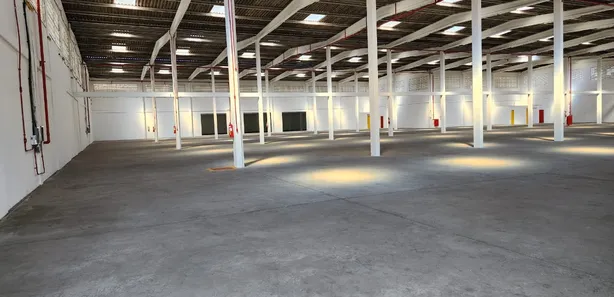 Galpão/Depósito/Armazém para alugar, 2000m² no Campinas de Pirajá, Salvador