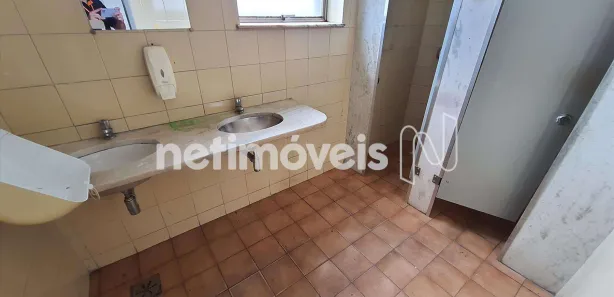 Ponto Comercial para alugar, 502m² no Santa Efigênia, Belo Horizonte