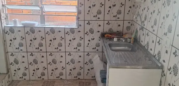 Casa com 1 Quarto para alugar, 40m² no Serraria, Diadema