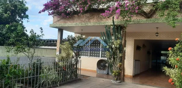 Casa com 5 Quartos para alugar, 714m² no Campo Grande, Rio de Janeiro