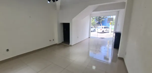 Ponto Comercial para alugar, 40m² no Irmãos Chiquetto, Louveira