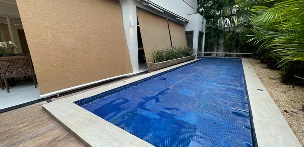Sobrado com 4 Quartos para alugar, 512m² no Jardins Paris, Goiânia