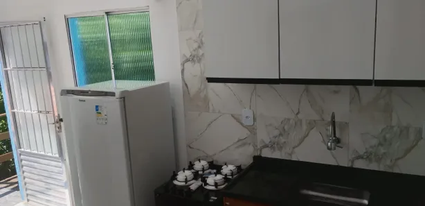 Kitnet com 1 Quarto para alugar, 50m² no Pitangueiras, Lauro de Freitas