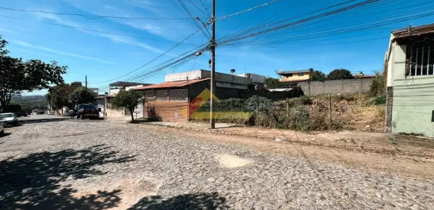 Lote/Terreno para alugar, 300m² no Chanadour, Divinópolis