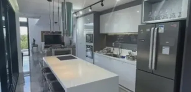 Casa de Condomínio com 4 Quartos para venda ou aluguel, 379m² no Alphaville (Abrantes), Camaçari
