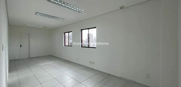 Sala Comercial à venda, 25m² no Coelhos, Recife