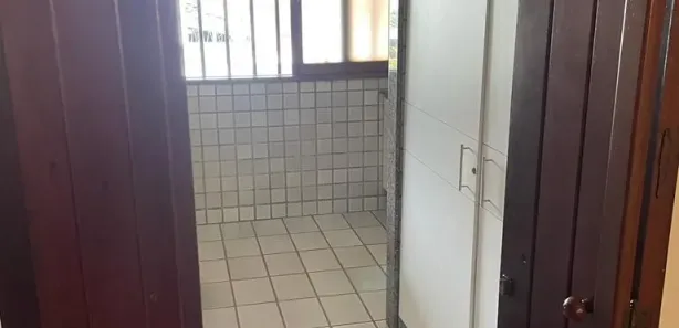 Casa com 3 Quartos para alugar, 360m² no Boa Viagem, Recife