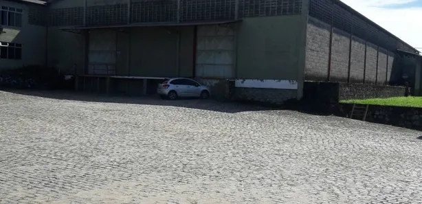 Galpão/Depósito/Armazém para alugar, 2400m² no , Simões Filho