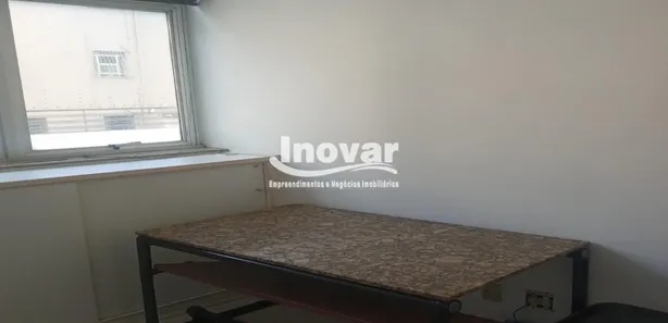 Sala Comercial para alugar, 81m² no Funcionários, Belo Horizonte