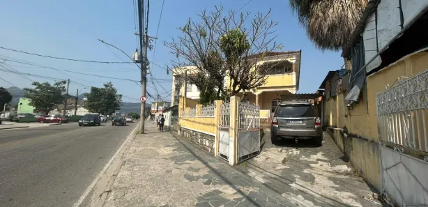 Casa com 3 Quartos para alugar, 100m² no Campo Grande, Rio de Janeiro