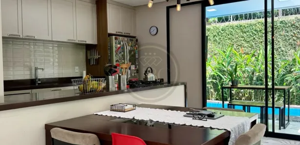 Casa de Condomínio com 3 Quartos à venda, 230m² no Aleixo, Manaus