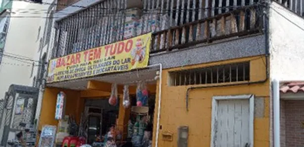 Galpão/Depósito/Armazém com 4 Quartos para alugar, 200m² no Jacarepaguá, Rio de Janeiro