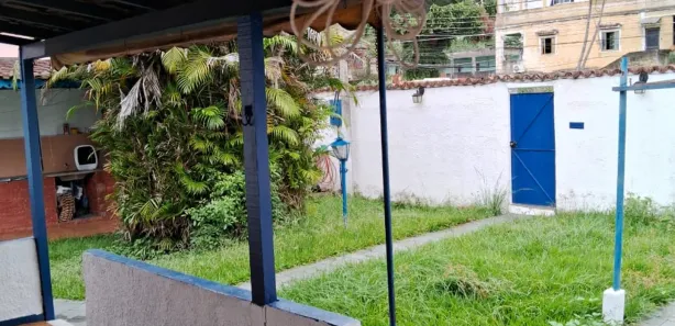 Casa com 2 Quartos para alugar, 128m² no Chacrinha, Nova Iguaçu