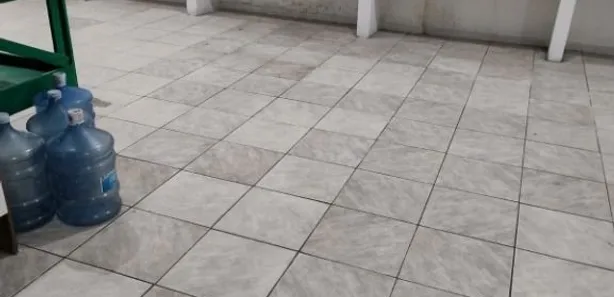 Ponto Comercial para alugar, 300m² no Cajazeiras VIII, Salvador