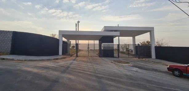 Lote/Terreno com 1 Quarto à venda, 360m² no Centro, Formiga