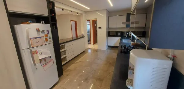 Casa com 3 Quartos à venda, 229m² no Região dos Lagos, Brasília