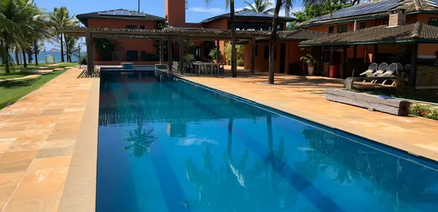 Casa de Condomínio com 7 Quartos para venda ou aluguel, 2000m² no Portão, Lauro de Freitas
