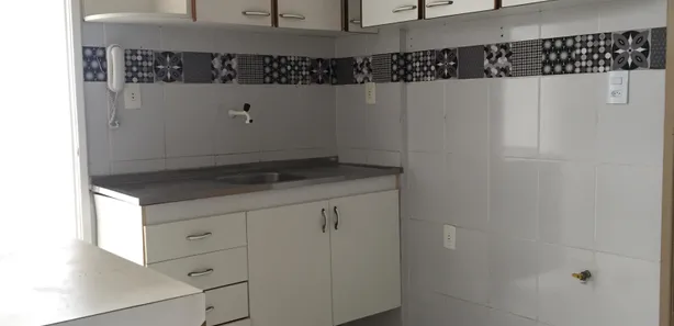 Apartamento com 2 Quartos para alugar, 90m² no Costa Azul, Salvador