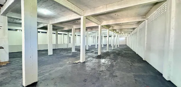 Prédio Comercial para alugar, 4000m² no São Jorge, Manaus