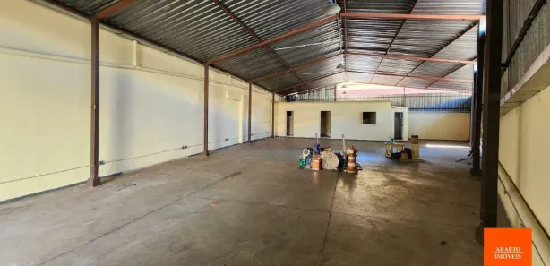 Galpão/Depósito/Armazém para alugar, 257m² no Santa Efigênia, Belo Horizonte