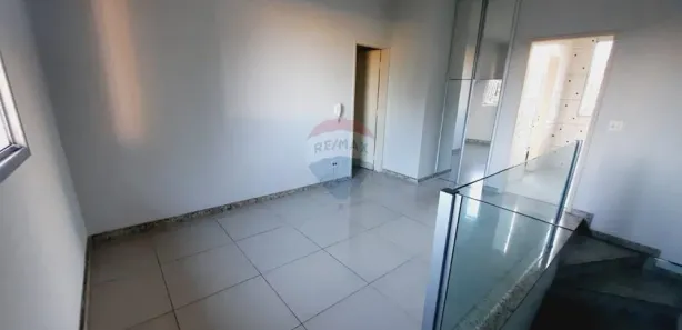 Casa com 3 Quartos para alugar, 70m² no São Luiz, Belo Horizonte