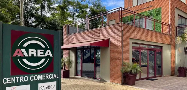 Ponto Comercial à venda, 176m² no Chácara São João, Carapicuíba
