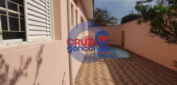 Casa com 3 Quartos para venda ou aluguel, 200m² no Vila Indaiá, Rio Claro