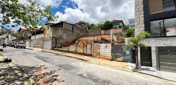Lote/Terreno à venda, 360m² no Diamante (Barreiro), Belo Horizonte