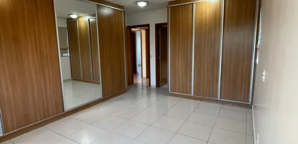 Casa de Condomínio com 3 Quartos para alugar, 300m² no Loteamento Portal do Sol II, Goiânia