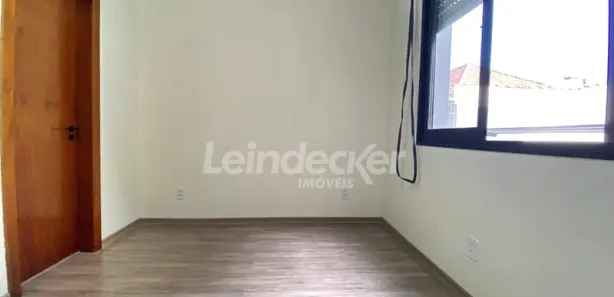 Kitnet com 1 Quarto para alugar, 30m² no Floresta, Porto Alegre