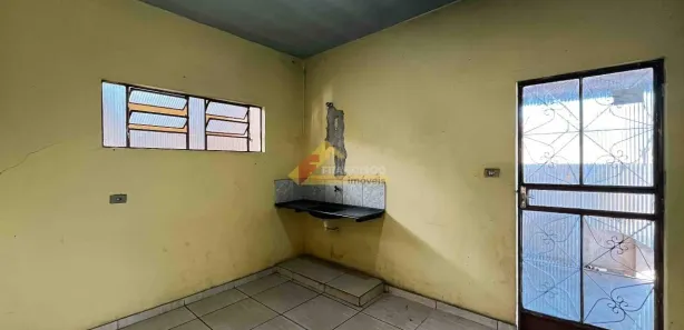 Casa com 3 Quartos para alugar, 90m² no Pacaembu, Divinópolis
