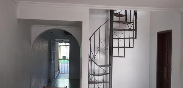 Casa com 4 Quartos à venda, 256m² no Tororó, Salvador