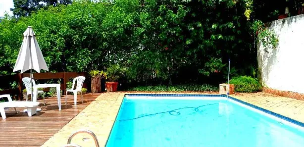 Casa de Condomínio com 3 Quartos para alugar, 6000m² no Pedro do Rio, Petrópolis