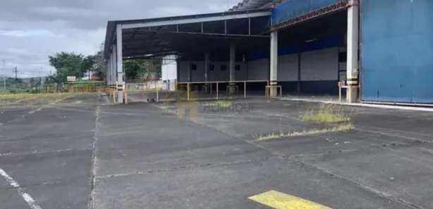 Galpão/Depósito/Armazém com 1 Quarto para alugar, 10900m² no Lobato, Salvador