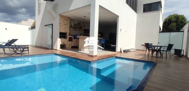 Sobrado com 4 Quartos à venda, 600m² no Plano Diretor Norte, Palmas