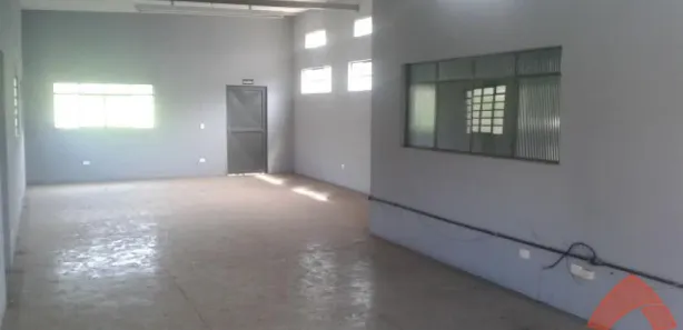 Galpão/Depósito/Armazém com 2 Quartos para venda ou aluguel, 700m² no Parque São Paulo, Embu-Guaçu