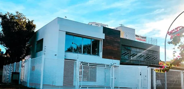 Casa com 4 Quartos à venda, 195m² no Asa Sul, Brasília