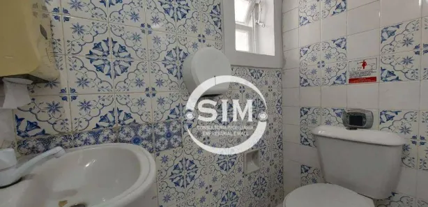 Sala Comercial para alugar, 150m² no Centro, Cabo Frio