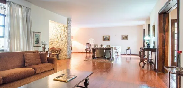 Imóvel Comercial com 4 Quartos para alugar, 450m² no Serra, Belo Horizonte