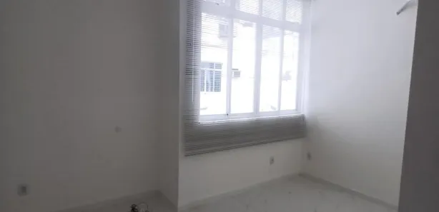 Sala Comercial para alugar, 24m² no Copacabana, Rio de Janeiro