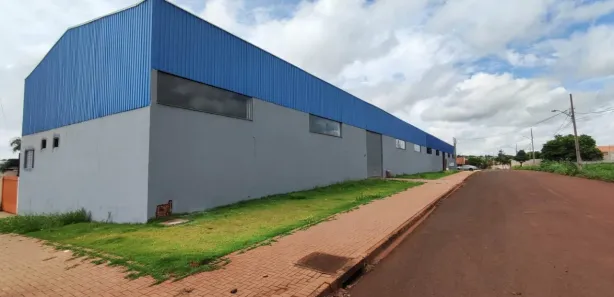 Galpão/Depósito/Armazém com 1 Quarto para alugar, 806m² no Marialva, Marialva