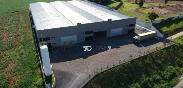Galpão/Depósito/Armazém para alugar, 2100m² no Centro, Marialva