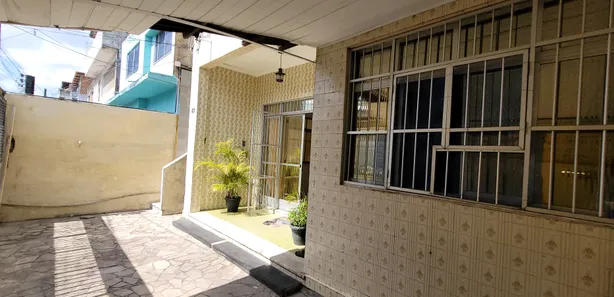 Casa com 3 Quartos à venda, 140m² no Massaranduba, Salvador