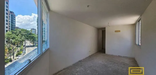 Sala Comercial à venda, 31m² no Santa Rosa, Niterói