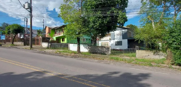 Casa com 3 Quartos à venda, 80m² no Cruzeiro, Caxias do Sul