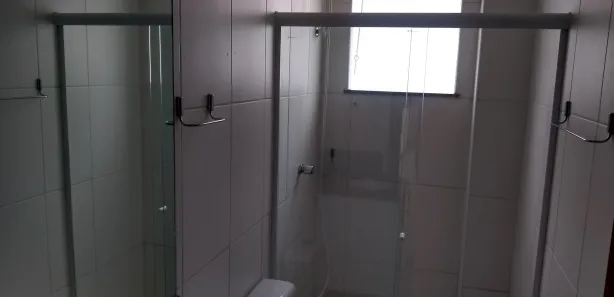 Casa de Condomínio com 4 Quartos para alugar, 150m² no Buraquinho, Lauro de Freitas