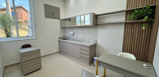 Sala Comercial para alugar, 20m² no Jardim das Tulipas, Holambra