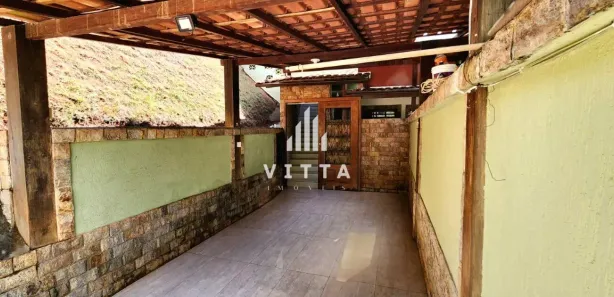 Casa com 3 Quartos para alugar, 300m² no Carangola, Petrópolis